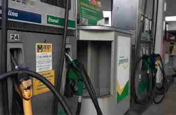  Petrobras reduz preço da gasolina A para as distribuidoras 